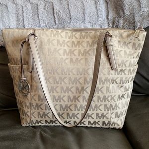 Michael Kors Gray Shoulder Bag